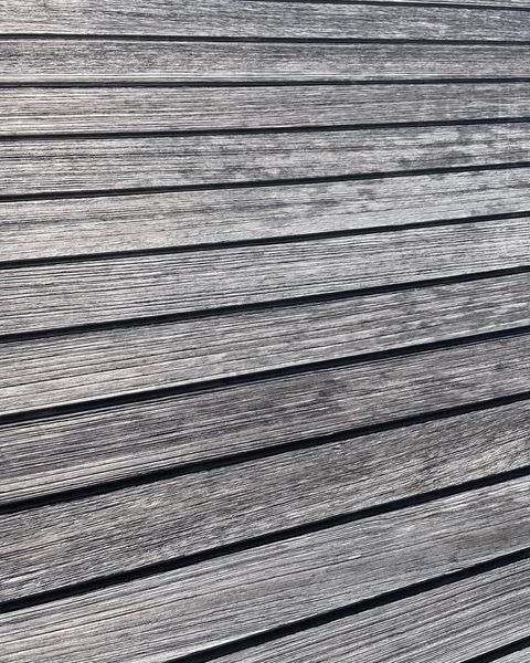 あなたの船のデッキは大丈夫??